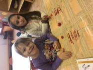 Jak Myšky a Koťata tvoří a hrají si ve školičce