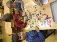 Jak Myšky a Koťata tvoří a hrají si ve školičce