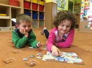 Jak Myšky a Koťata tvoří a hrají si ve školičce