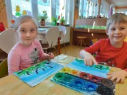 Polámal se mraveneček