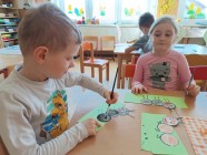 Polámal se mraveneček