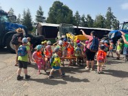 Návštěva ZD Dolní Újezd