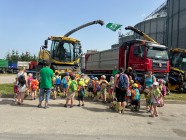 Návštěva ZD Dolní Újezd