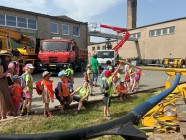 Návštěva ZD Dolní Újezd