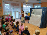 Pohádka O dvanácti měsíčkách