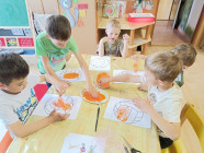 Cesta kolem světa i sportování ve školce