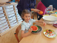 Cesta kolem světa i sportování ve školce