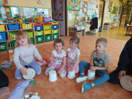 Cesta kolem světa i sportování ve školce