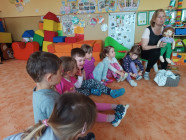 Cesta kolem světa i sportování ve školce
