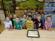 šel zahradník do zahrady