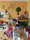 šel zahradník do zahrady