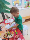 šel zahradník do zahrady