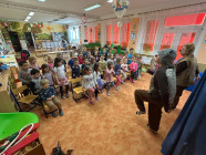 Divadlo Jójo ve školce