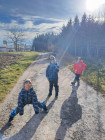 Hlava, ramena, kolena