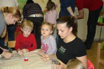 Předvánoční tvoření s rodiči v MŠ :)