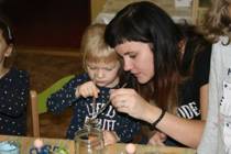 Předvánoční tvoření s rodiči v MŠ :)