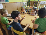 Hody, hody doprovody