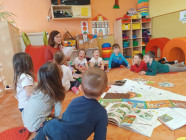 Polámal se mraveneček