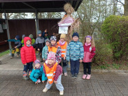 Jen si, děti, všimněte