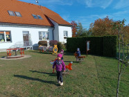 Šel zahradník do zahrady