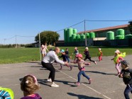 Pohybová hra na "Vlka a ovečky"