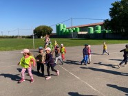 Pohybová hra na "Vlka a ovečky"