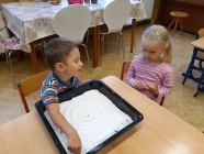 Malujeme prstíkem do soli