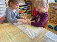 Pečení koláčů s povidly - "To je zlaté posvícení"