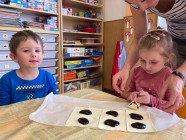 Pečení koláčů s povidly - "To je zlaté posvícení"