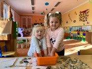 Tvoření - lampiony, kamínky