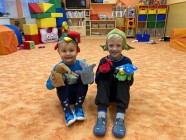 Tvoření - lampiony, kamínky