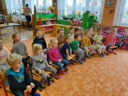 Divadlo JOJO - ,,O sněhovém nadělení"