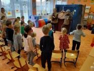 Divadlo JOJO - ,,O sněhovém nadělení"