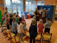 Divadlo JOJO - ,,O sněhovém nadělení"