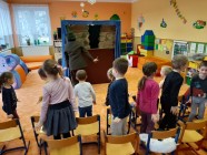 Divadlo JOJO - ,,Zvědavá pohádka"