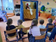 Divadlo JOJO - ,,Zvědavá pohádka"