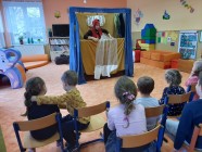 Divadlo JOJO - ,,Zvědavá pohádka"