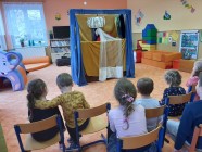 Divadlo JOJO - ,,Zvědavá pohádka"