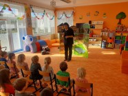 Divadlo ,,U DVOU SLUNCÍ" - ,,Jak zvířátka našla nový domov"