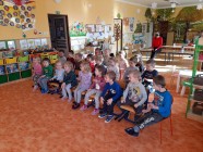 Divadlo ,,U DVOU SLUNCÍ" - ,,Jak zvířátka našla nový domov"
