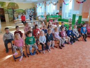 Divadlo ,,U DVOU SLUNCÍ" - ,,Jak zvířátka našla nový domov"