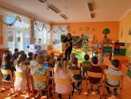 Divadlo ,,U DVOU SLUNCÍ" - ,,Jak zvířátka našla nový domov"