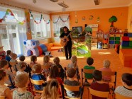 Divadlo ,,U DVOU SLUNCÍ" - ,,Jak zvířátka našla nový domov"