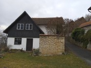 "Holka modrooká, nesedávej u potoka..."