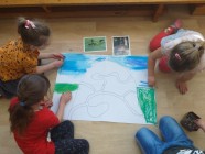 "Polámal se mraveneček..."