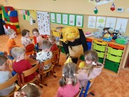 Divadlo JOJO - ,,Pohádky z rozkvetlé louky"