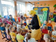 Divadlo JOJO - ,,Pohádky z rozkvetlé louky"