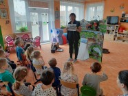 Divadlo ,,U DVOU SLUNCÍ" - ,,Jak Jeníček do města zabloudil"