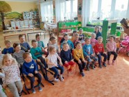 Divadlo ,,U DVOU SLUNCÍ" - ,,Jak Jeníček do města zabloudil"