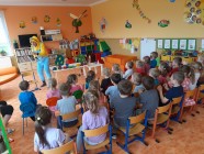 Kabaret ve školce